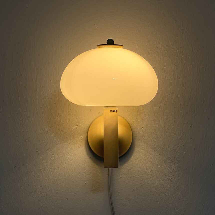 Nordic Vintage White Glass Dome Mushroom Wall Sconce Lamp with Single Light