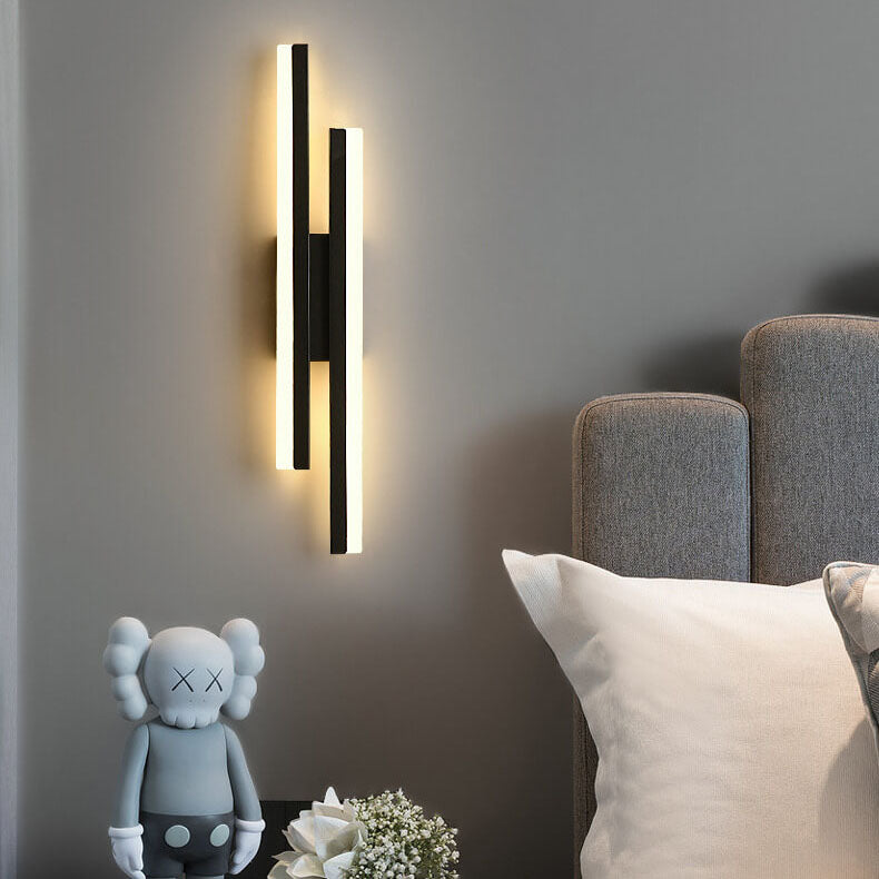 Contemporary Minimalist Iron and Acrylic LED Wall Sconce