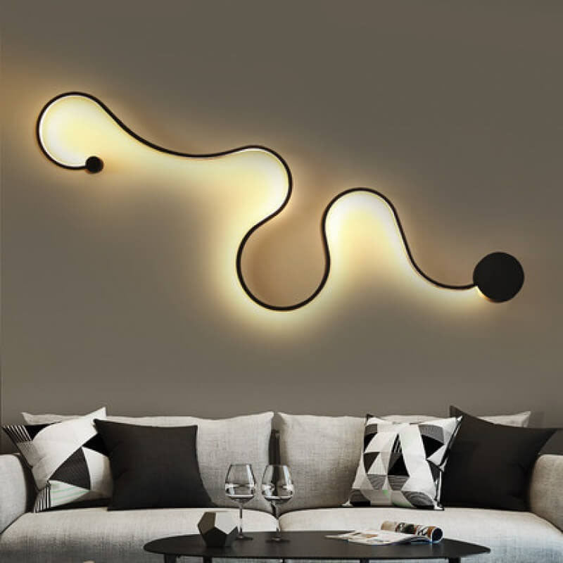 Contemporary Curved LED Wall Sconce Lamp in Long Aluminum Snake Design