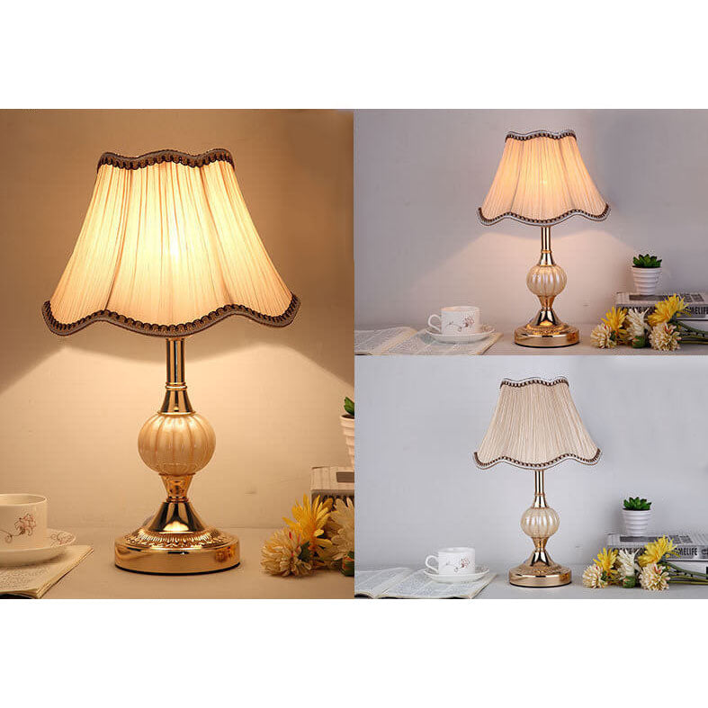 Vintage Nordic Floral Glass Table Lamp with Single Light