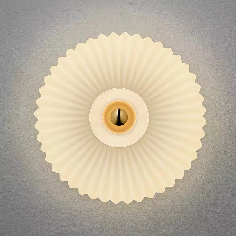Nordic Vintage Ribbed Glass Round LED Wall Sconce | 1-Light