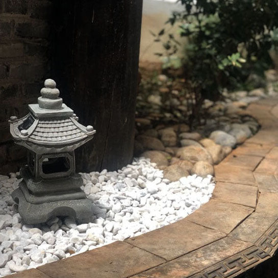 Japanese Zen Solar-Powered Waterproof Pagoda Stone LED Garden Light for Outdoor Decor
