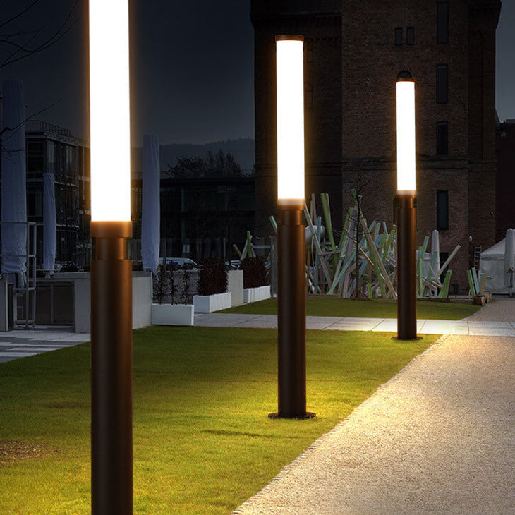 Contemporary Acrylic Waterproof LED Outdoor Lawn Lamp with Creative Lipstick Design