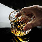 Kumo Whisky Glass | Hittebestendig, Vulkanisch Design in Houten Kist