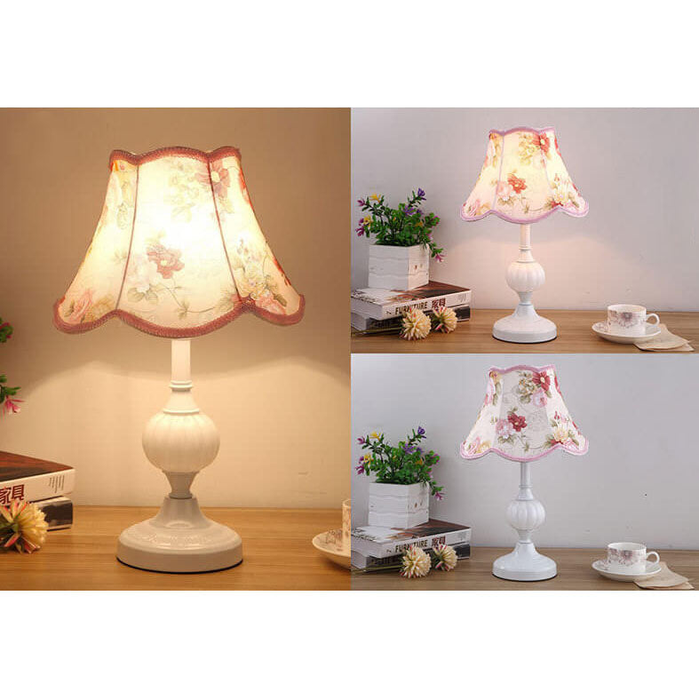 Vintage Nordic Floral Glass Table Lamp with Single Light