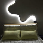 Contemporary Curved LED Wall Sconce Lamp in Long Aluminum Snake Design