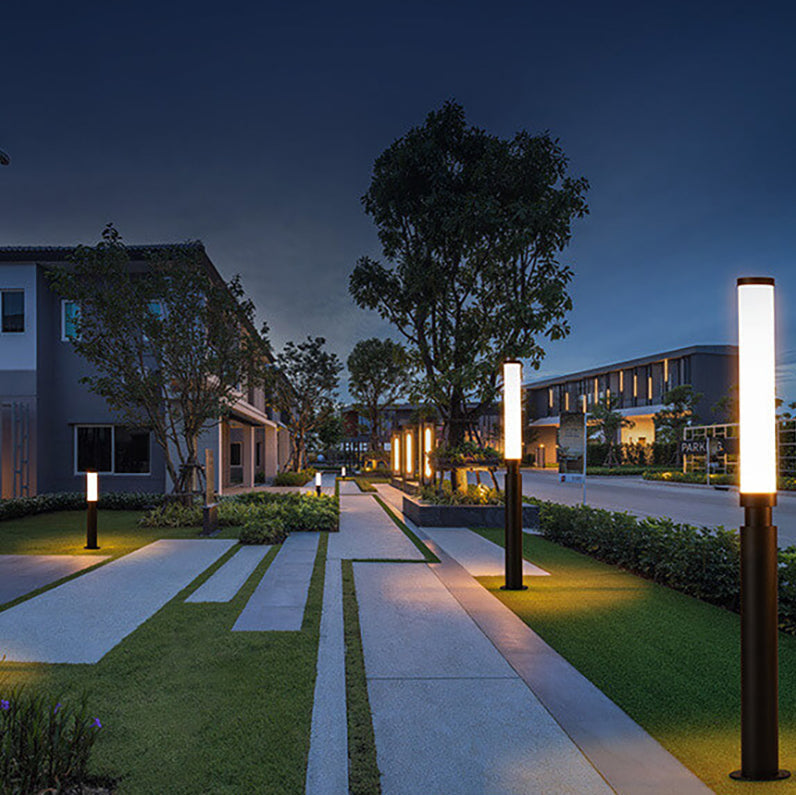 Contemporary Acrylic Waterproof LED Outdoor Lawn Lamp with Creative Lipstick Design
