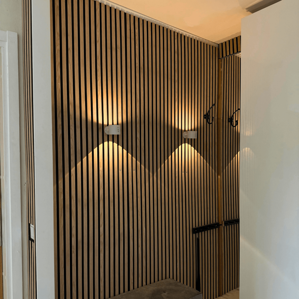 Etravia - Wireless LED Wall Lamp Rechargeable Modern Design