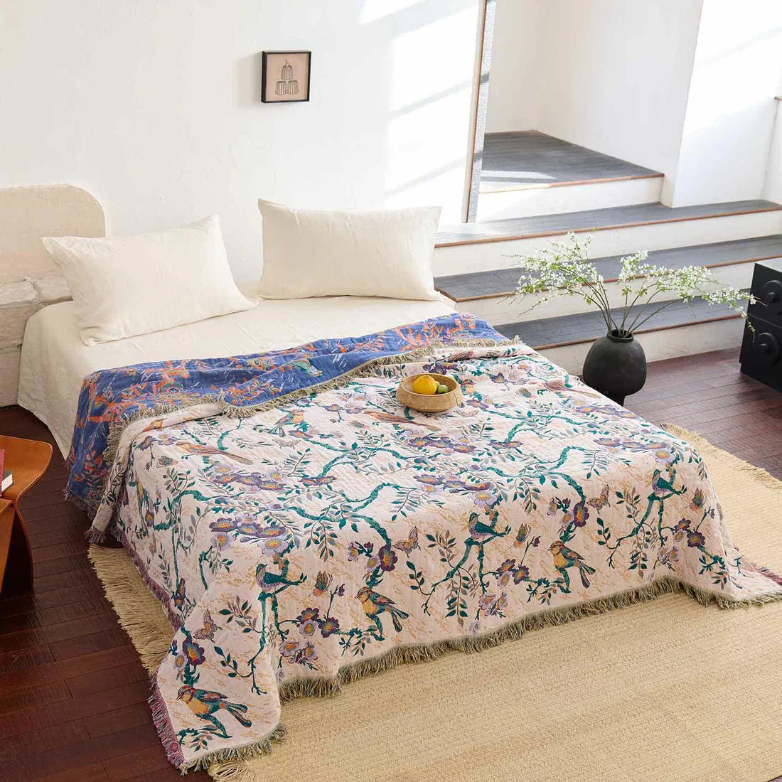FransenFlair: Cotton blankets in floral design with reversible structure & breathable quality – for sofa & bed