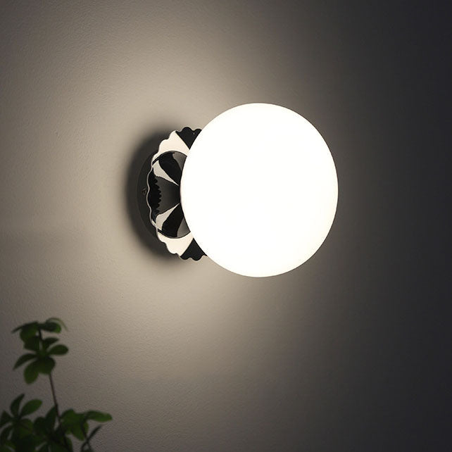 Contemporary Vintage Minimalist Round Iron and Glass 1-Light Wall Sconce