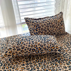 Savannah - Luxurious Bed Cover with Leopard Pattern
