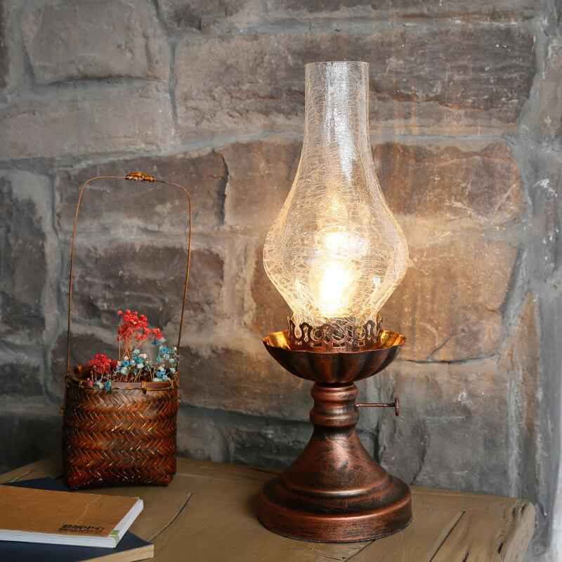 Classic Antique Kerosene Oil Table Lamp - 1-Light Design