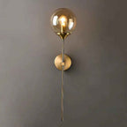 Liora Wandlamp | Gouden Metalen Frame, Glazen Bol