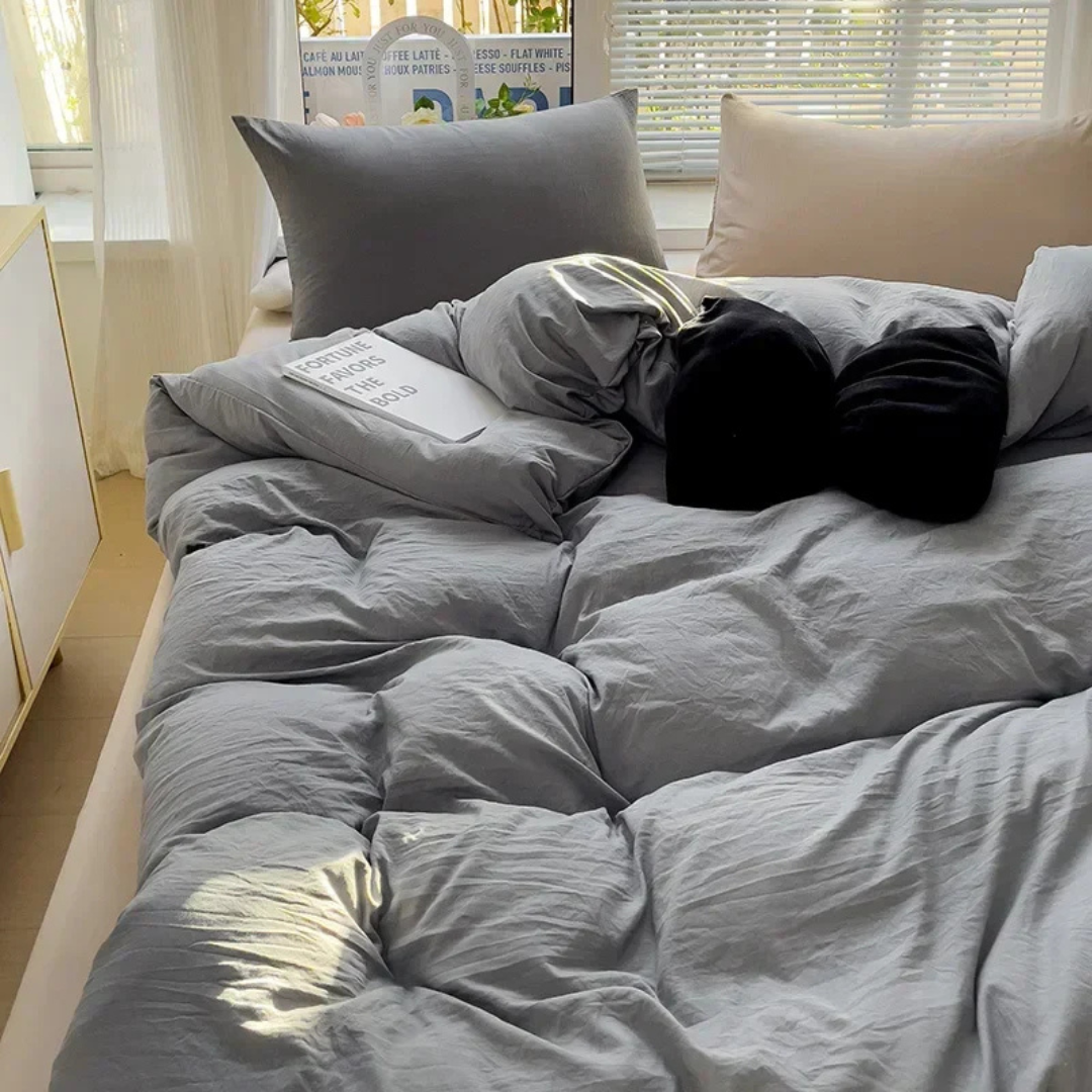 Cura - Bed Cover for Luxurious Sleep Comfort