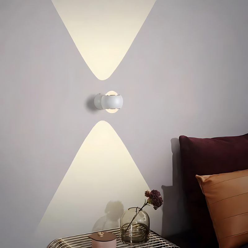 Qylo - 180° LED Wall Lamp
