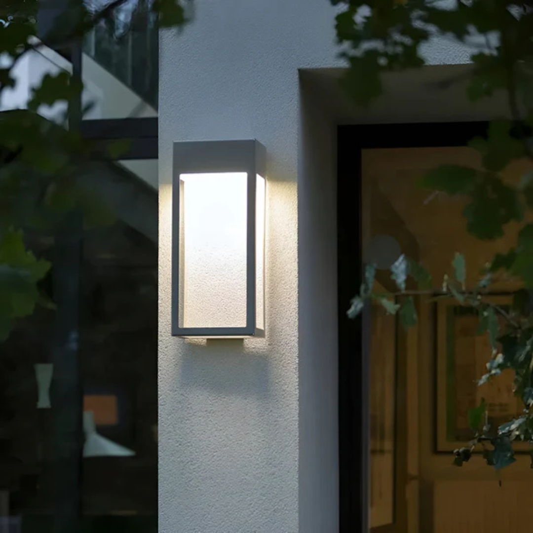 Alcane - Elegant LED Outdoor Lamp