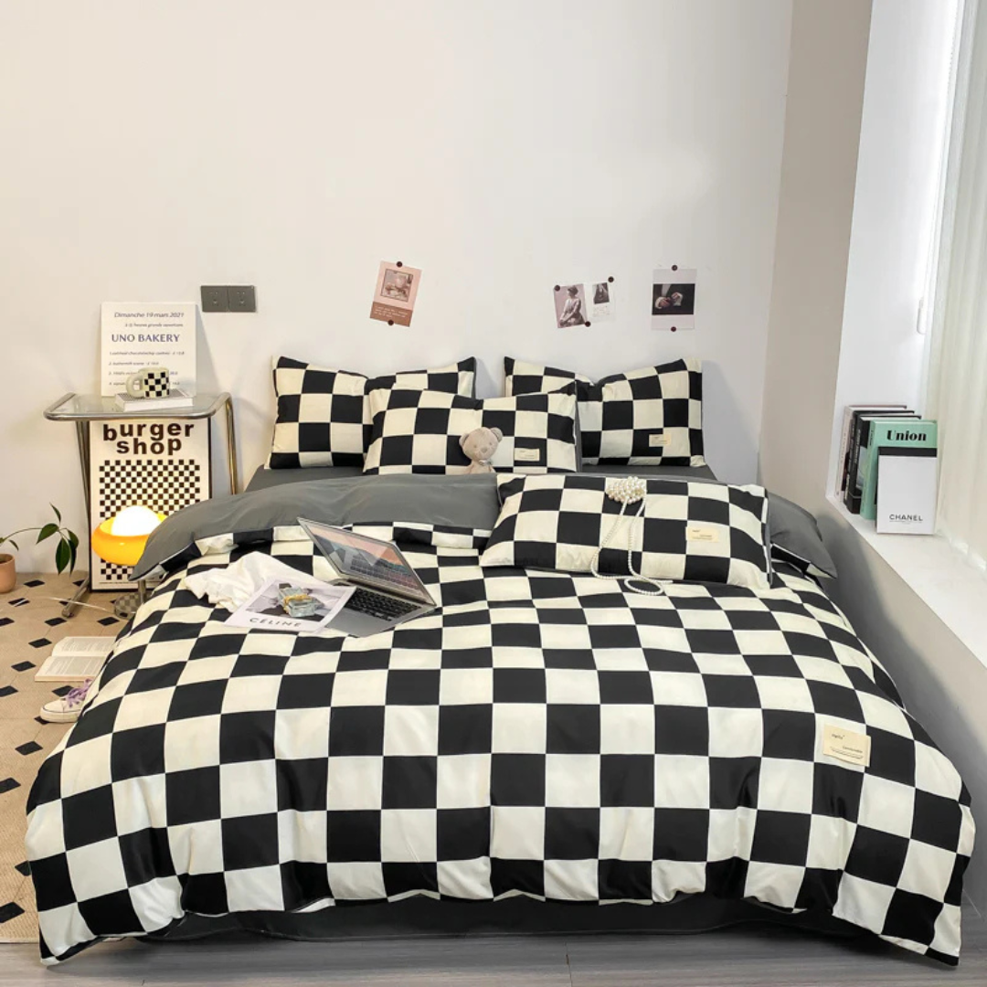Cashu - Luxury Bed Cover with Checkered Pattern