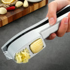 2-in-1 Garlic Press and Slicer – Aluminum Alloy Kitchen Tool for Garlic Preparation