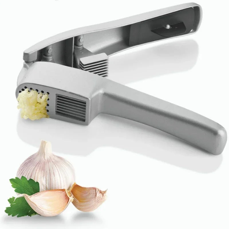 2-in-1 Garlic Press and Slicer – Aluminum Alloy Kitchen Tool for Garlic Preparation