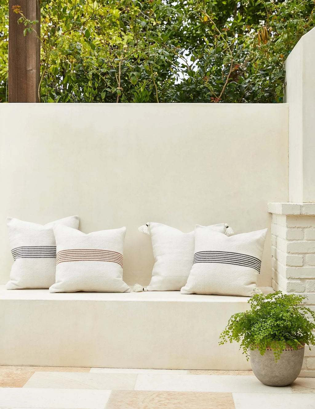 Kairo Indoor/Outdoor Pillow | Classic Stripe Design, Versatile Decor