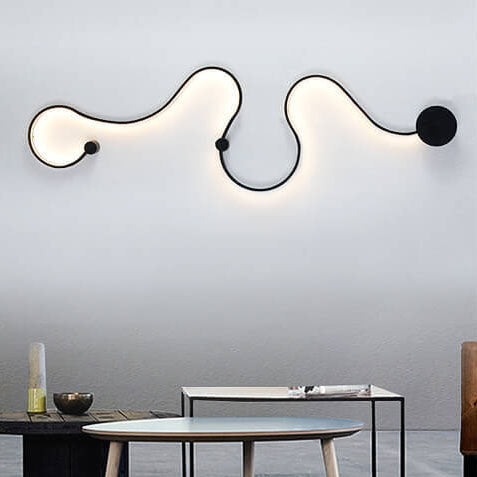 Contemporary Curved LED Wall Sconce Lamp in Long Aluminum Snake Design