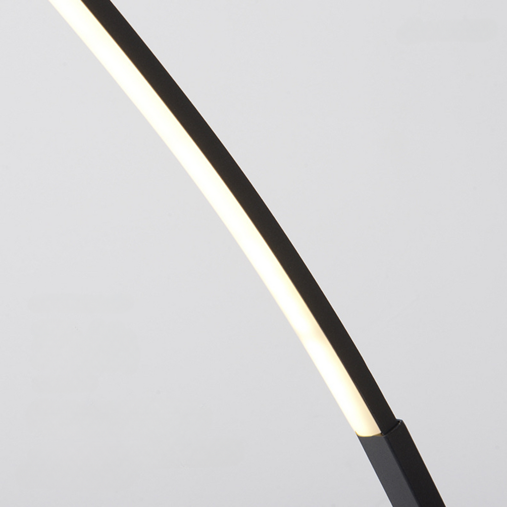 Eclipse – Black Minimalist Curved LED Floor Lamp 40W