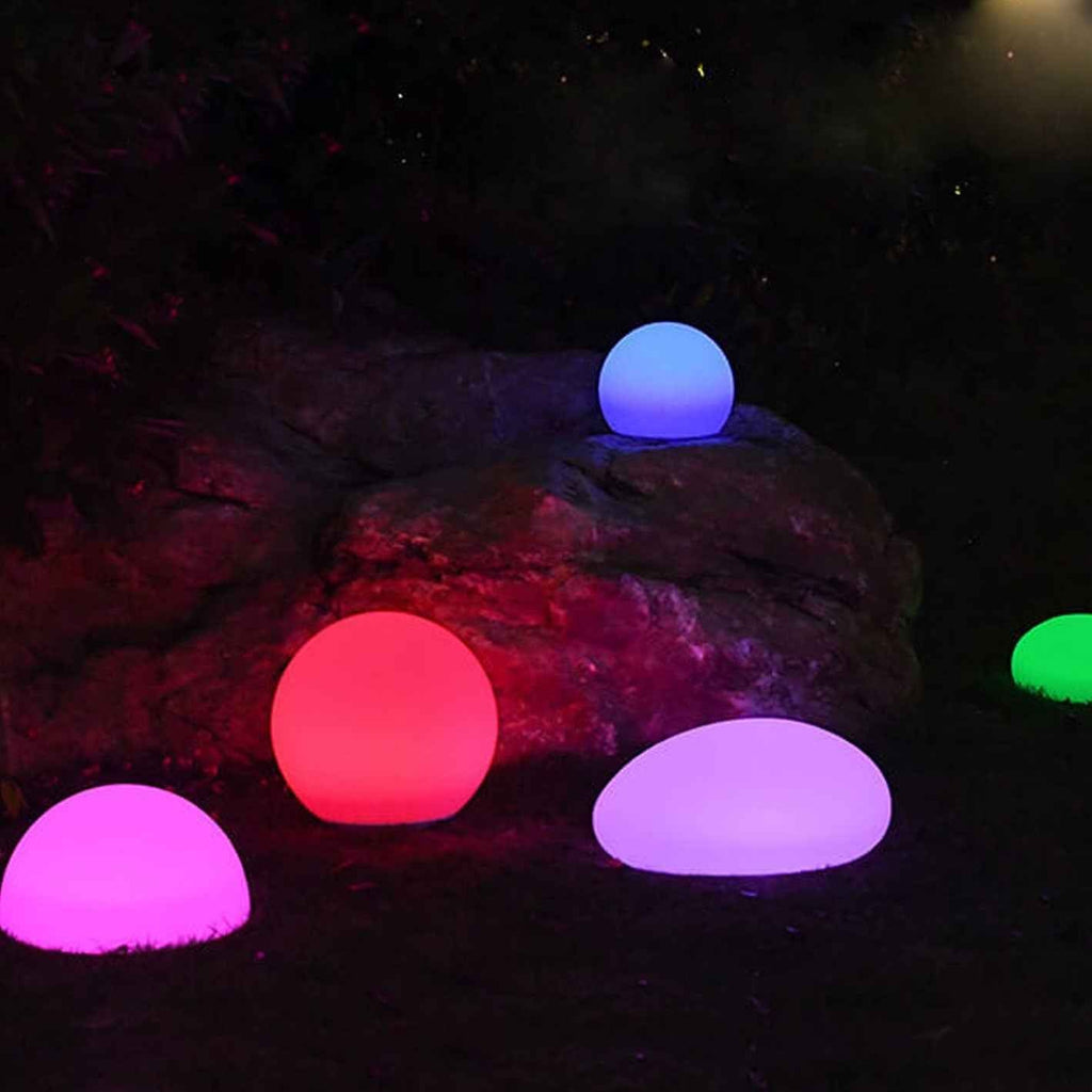 Waterproof Solar-Powered PE Spherical LED Outdoor Lawn Light