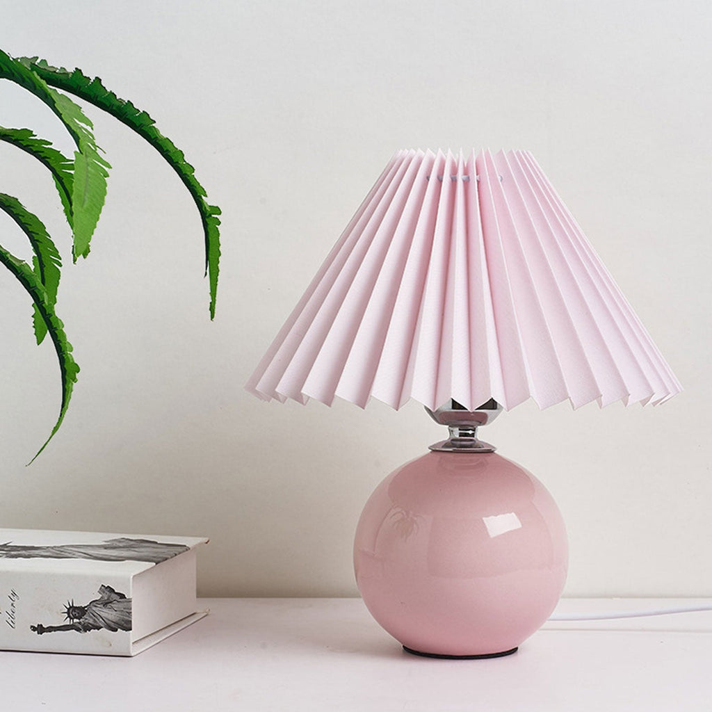 Scandinavian Minimalist Ceramic Pleated Table Lamp with Single Light