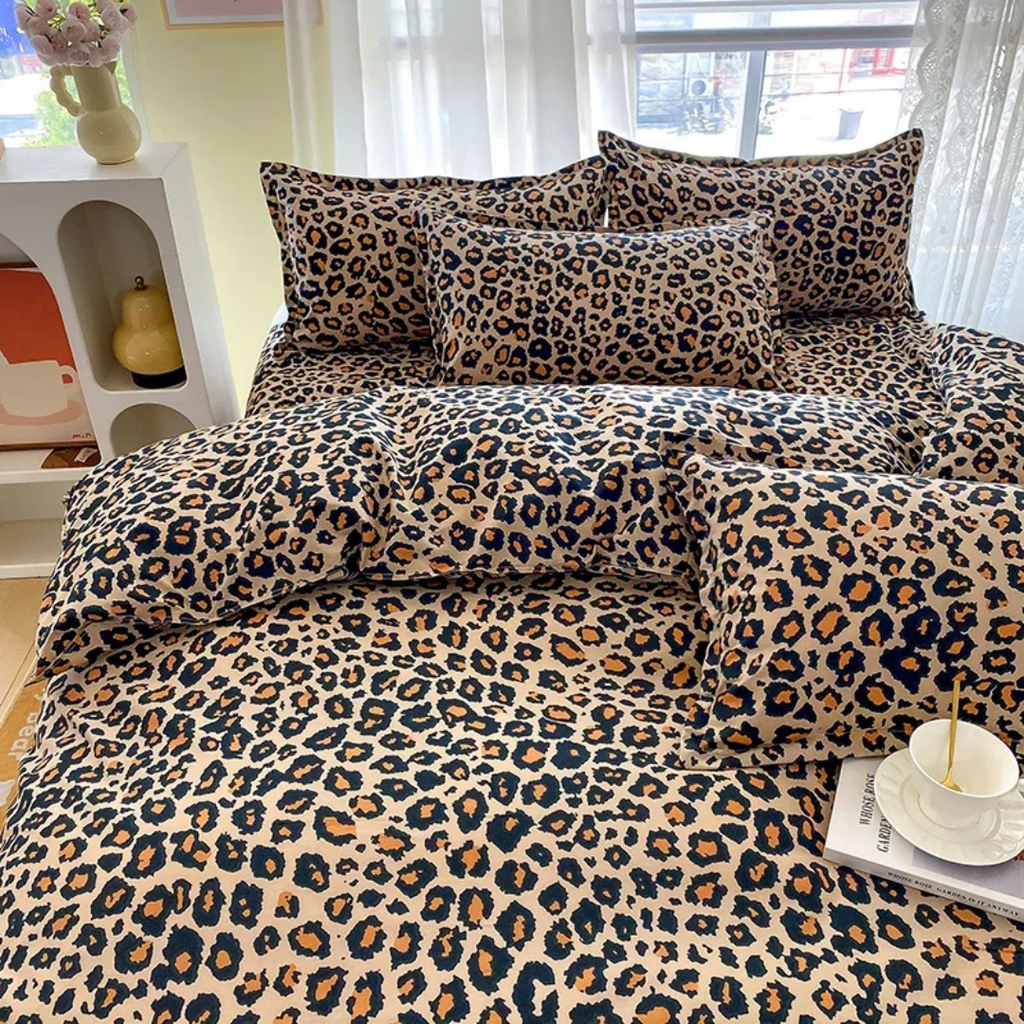 Savannah - Luxurious Bed Cover with Leopard Pattern