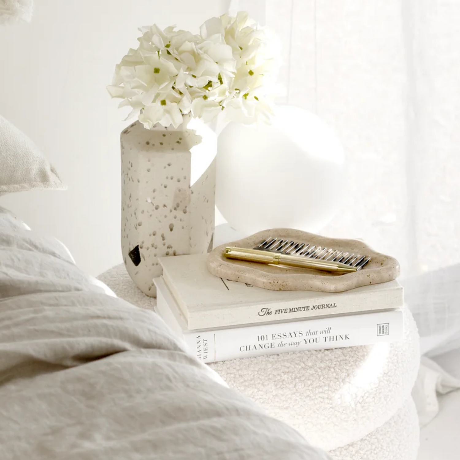 Cielo Stone Tray | Irregular Cloud Design, Natural Travertine