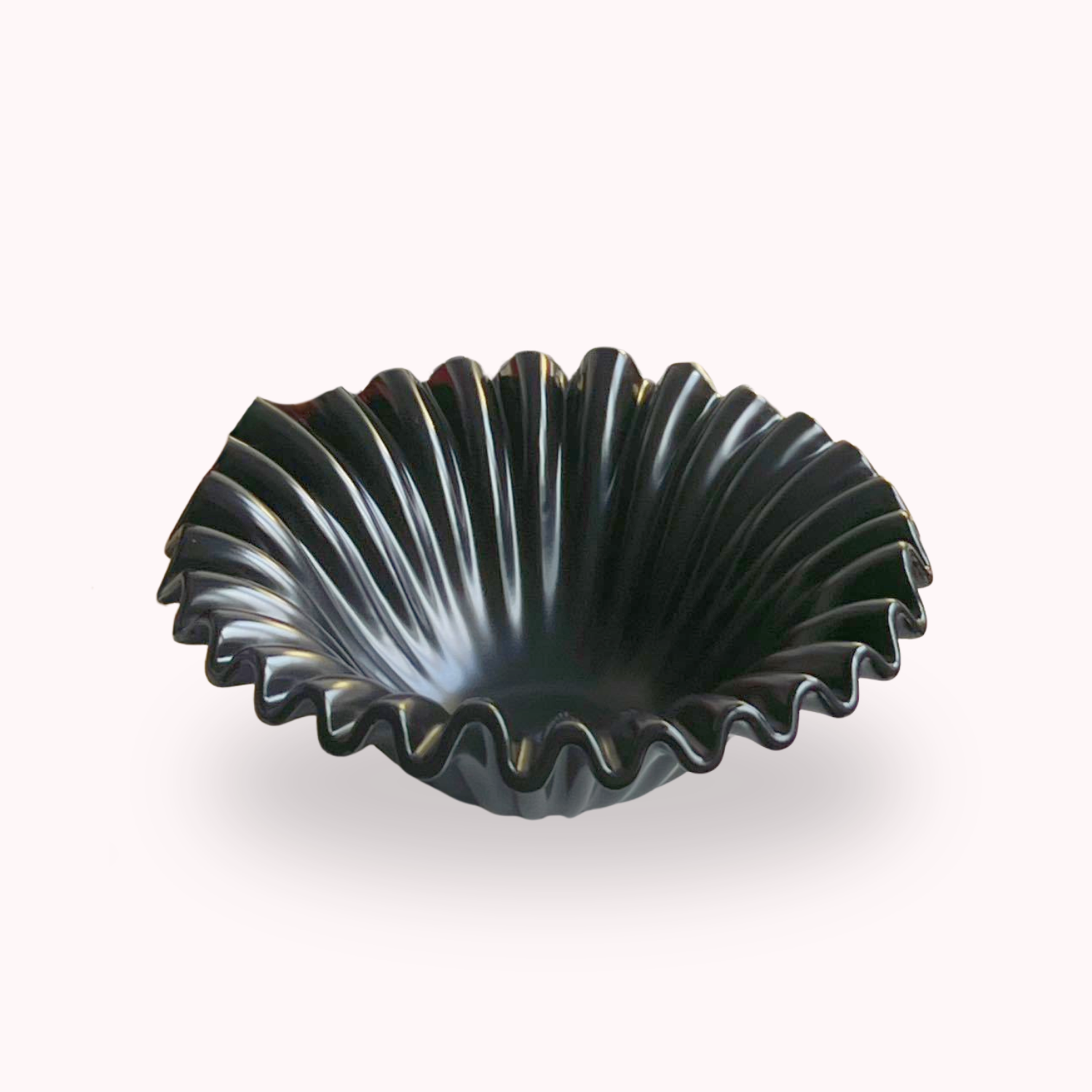 Bela Ceramic Fruit Bowl | Organic Design, High-Quality Black Finish