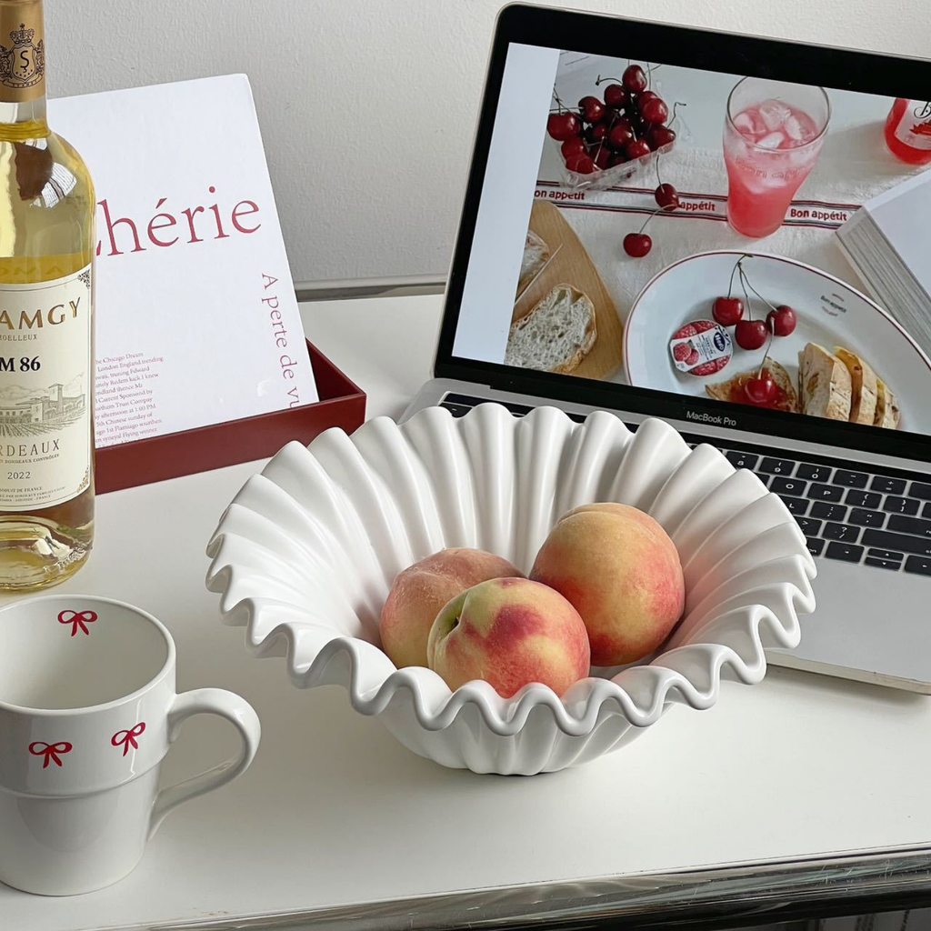 Bela Shell Style Fruit Bowl | Ceramic, Organic Design in White