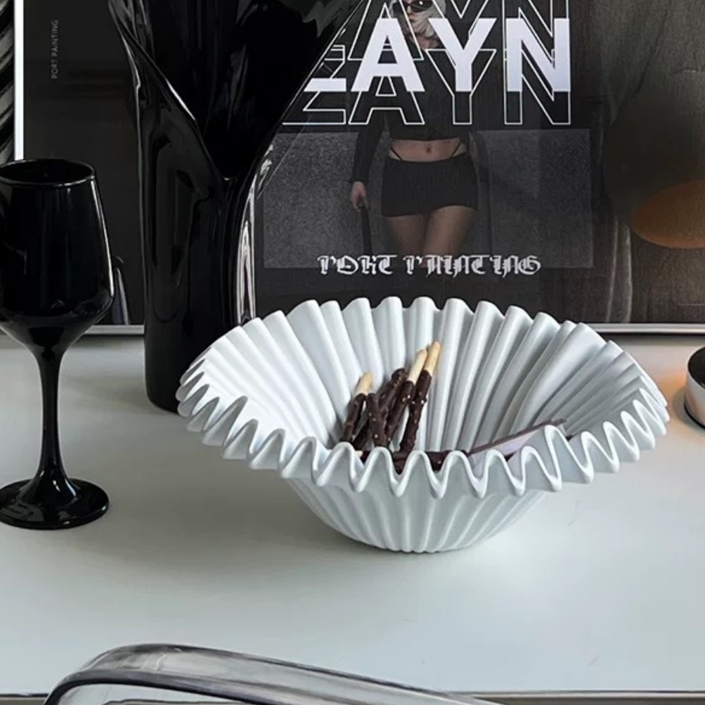Bela Shell Style Fruit Bowl | Ceramic, Organic Design in White