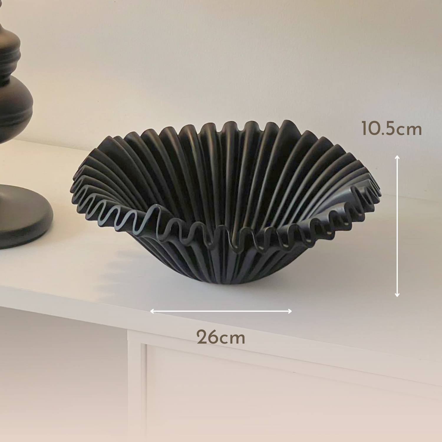 Bello Ceramic Fruit Bowl | Organic Shell Design, Black Finish