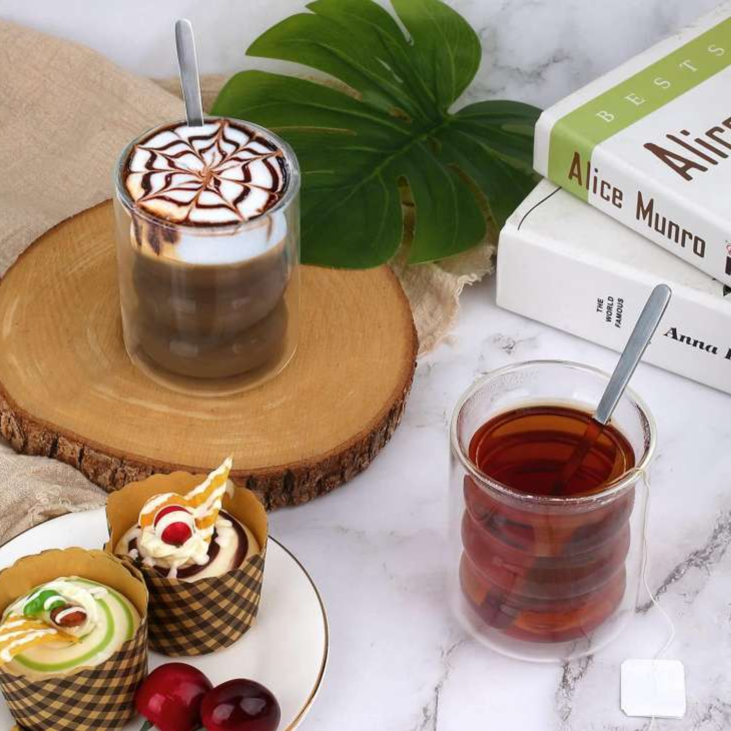 Belo Double-Walled Glasses Set | Borosilicate, Wave Design