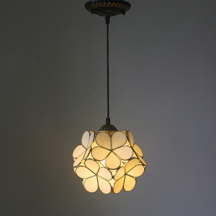 Retro Stained Glass Petal Single-Light Pendant Fixture
