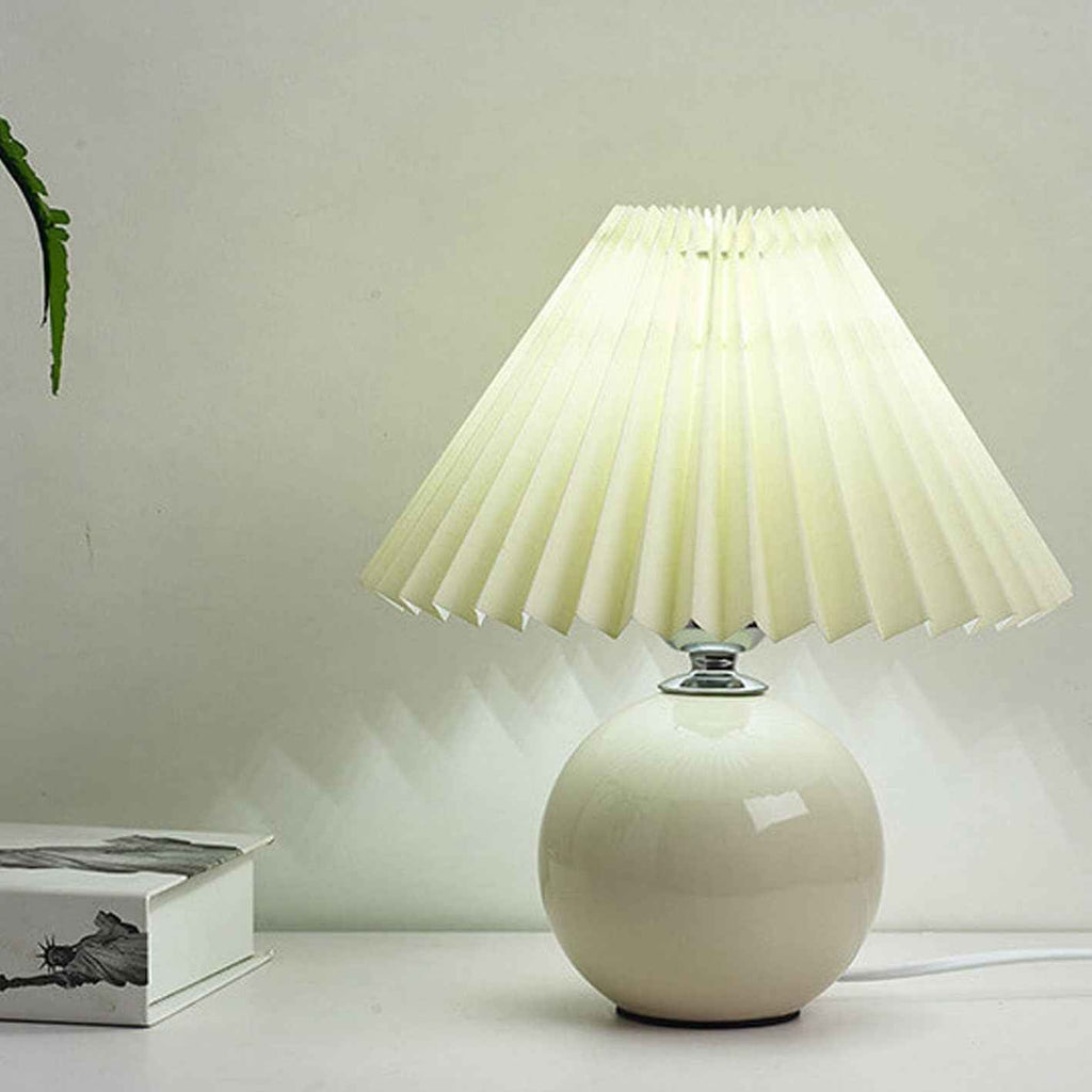 Scandinavian Minimalist Ceramic Pleated Table Lamp with Single Light