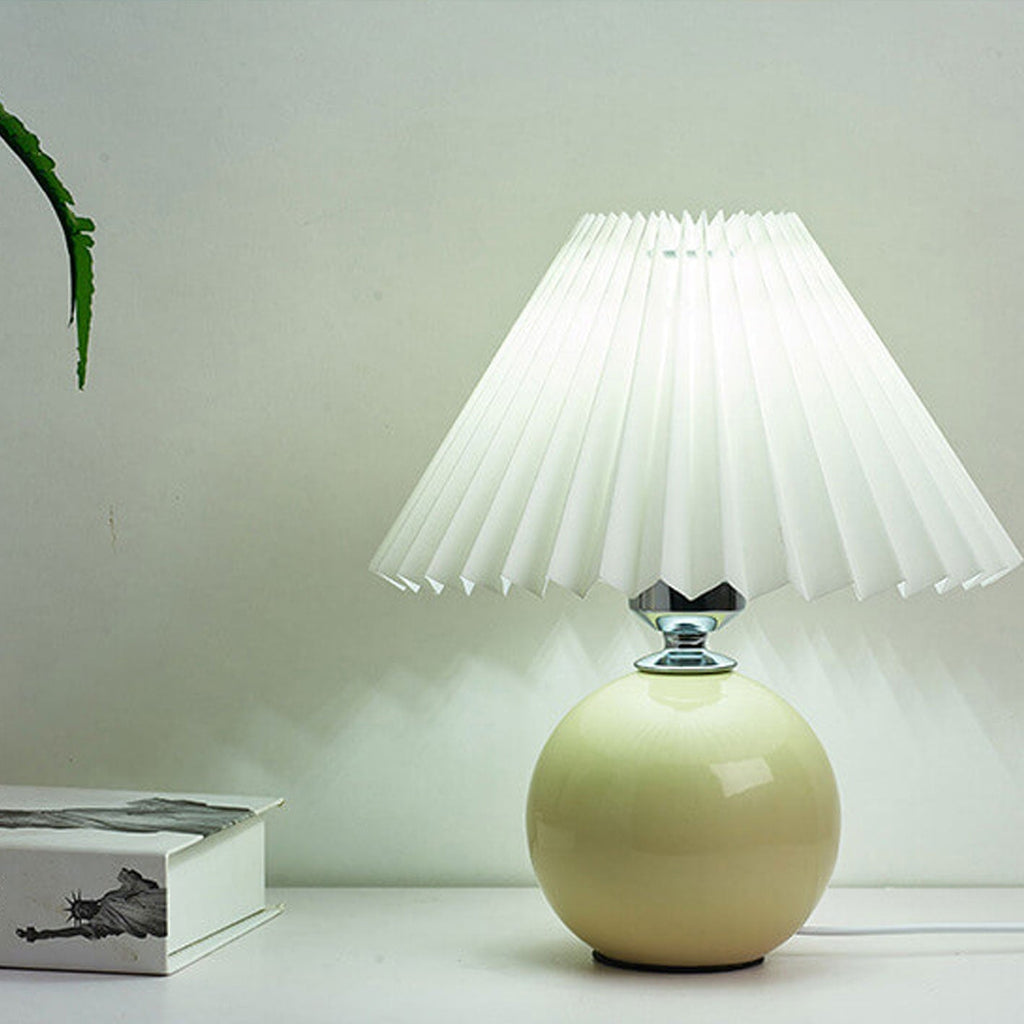 Scandinavian Minimalist Ceramic Pleated Table Lamp with Single Light