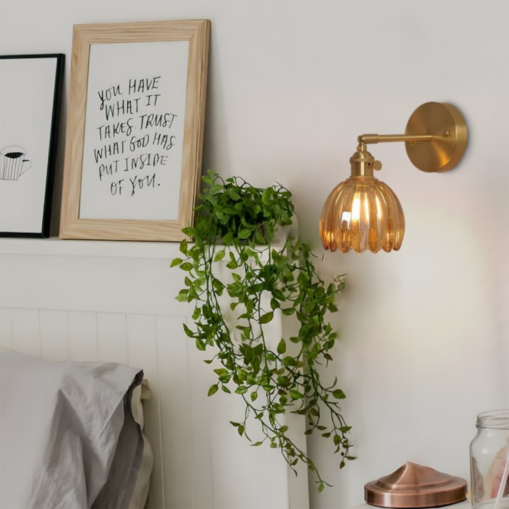 Vintage Brass Tulip Glass Wall Sconce 1-Light