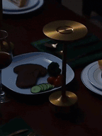 Lumo LED Tafellamp | Draadloos, Touch-Dimbaar Aluminium Design