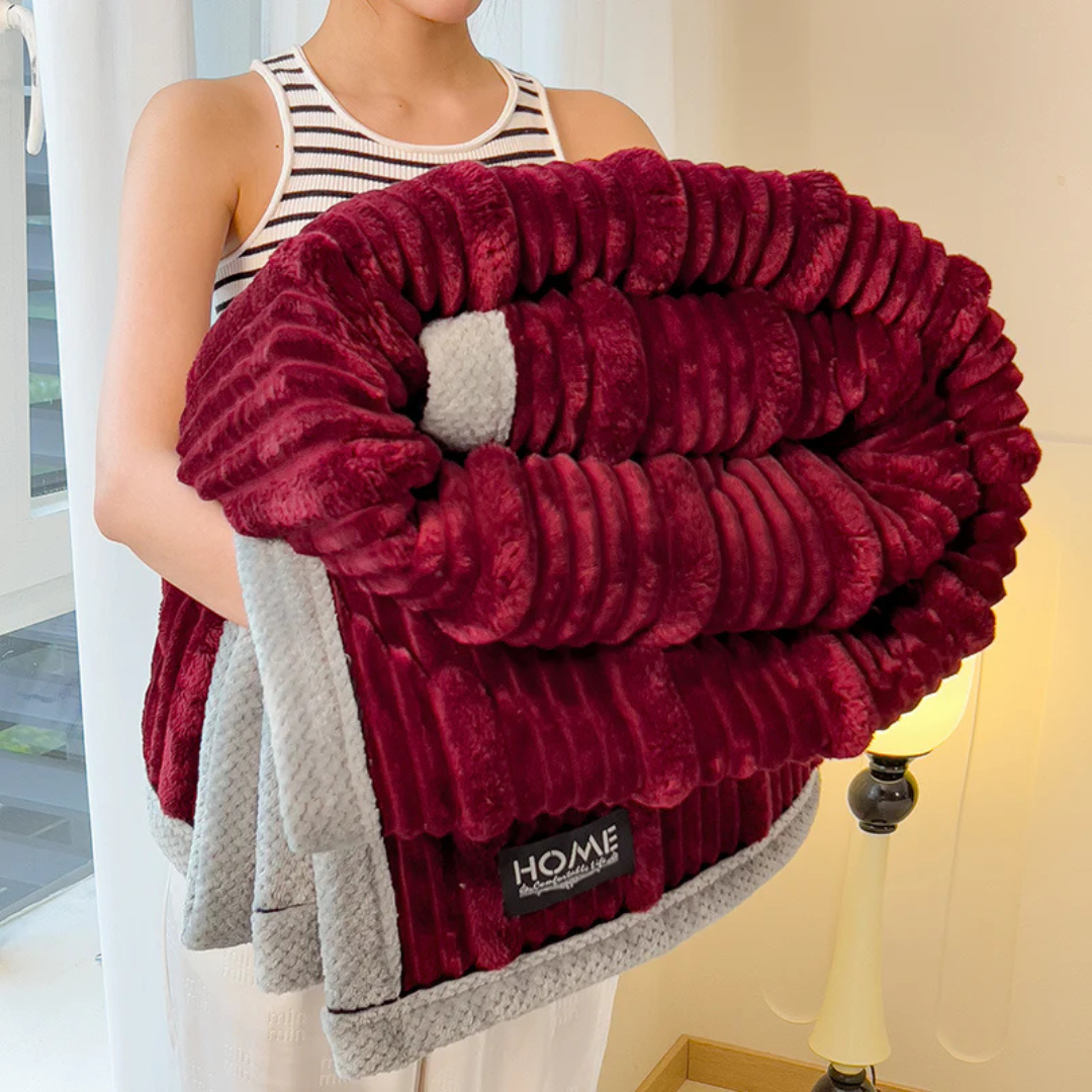 Cuddle – Warm Plush Winter Blanket for Bed & Couch