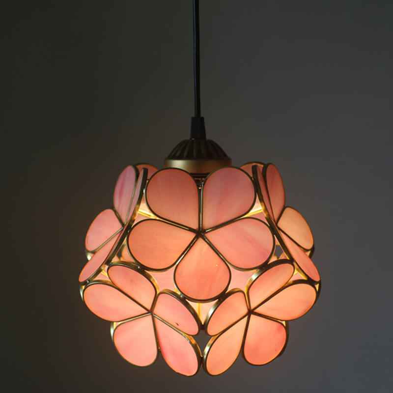 Retro Stained Glass Petal Single-Light Pendant Fixture