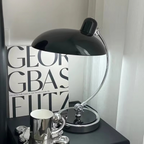 ArcGlanz: Bauhaus Table Lamp in Iron – Scandinavian Design & Ambient Light