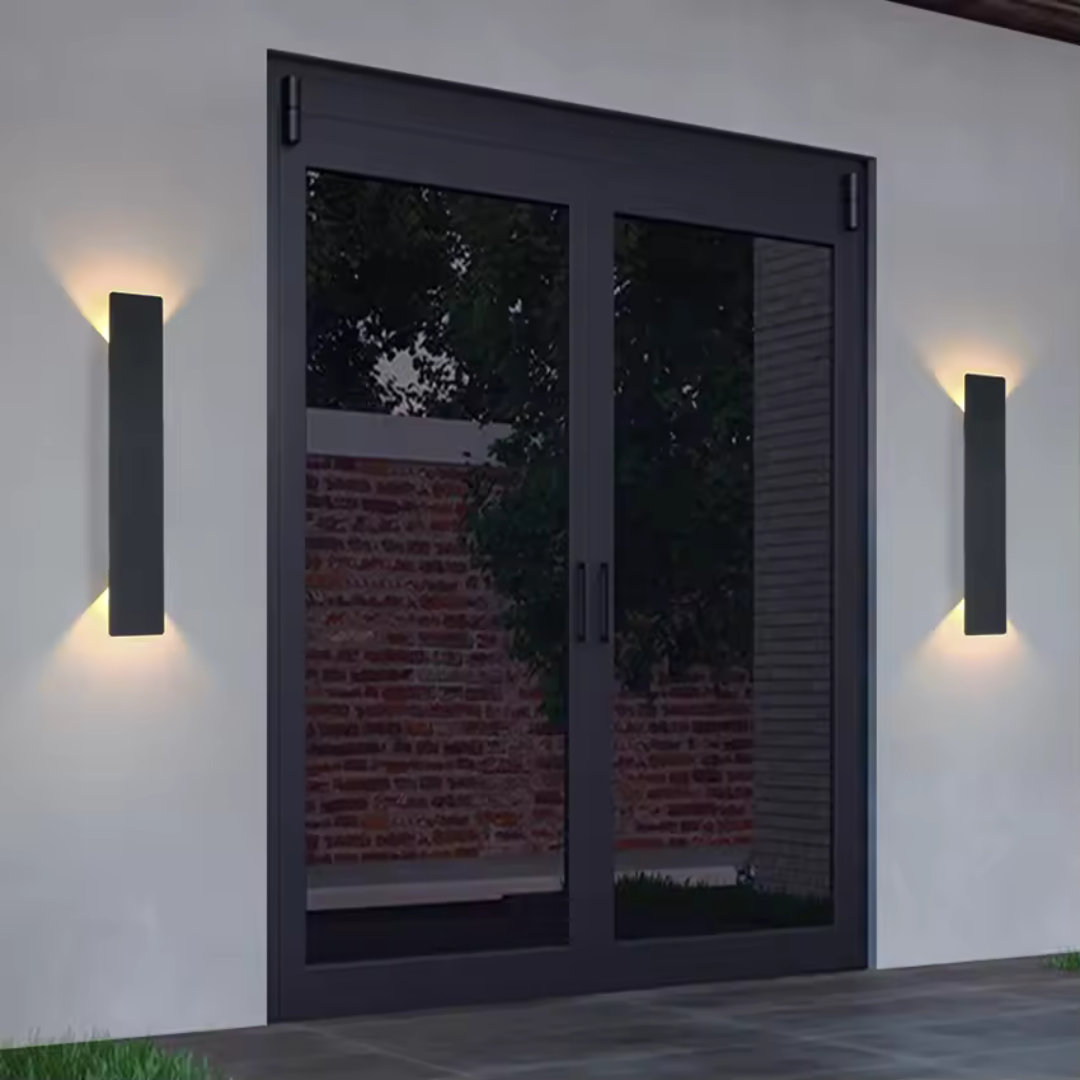 Xyrov - Weatherproof Aluminum Wall Lamp