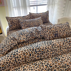 Savannah - Luxurious Bed Cover with Leopard Pattern
