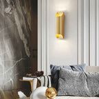 Celo Wandlamp | Moderne Up & Down Glow, Brushed Gold or Matte Black