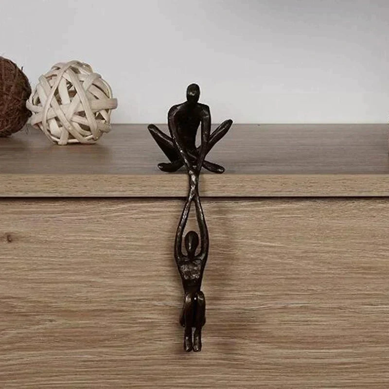Lanoria - Sculpture Figurine Love and Strength Decorative
