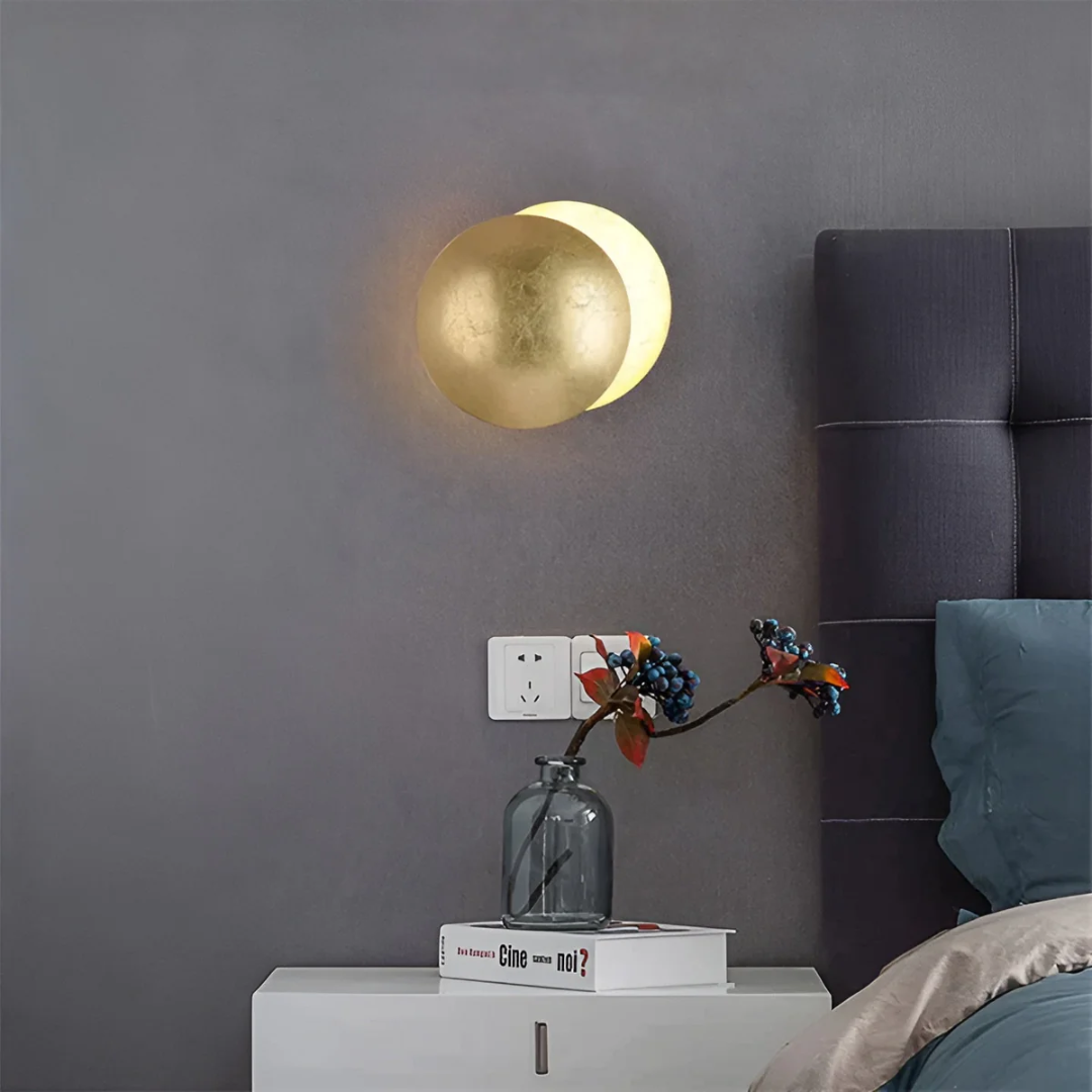 Rayvo - 360° rotatable LED Wall Lamp
