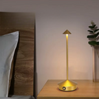 Solea - Wireless Dimmable LED Table Lamp