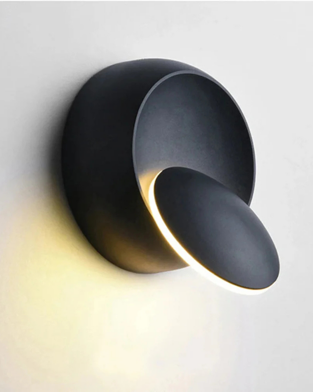 Melthia - Modern Wall Lamp with Halo Light Circle Ambient Lighting